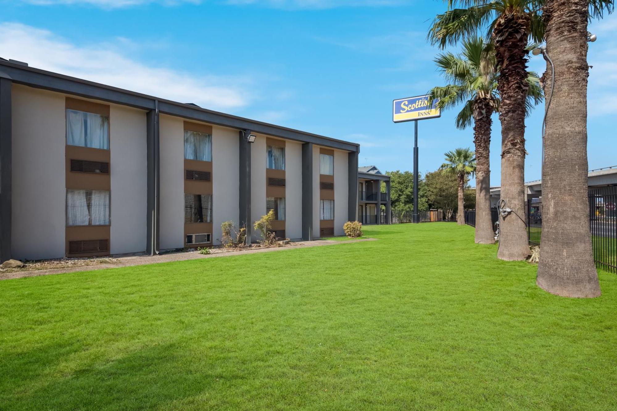 Scottish Inns Austin Downtown Exterior photo